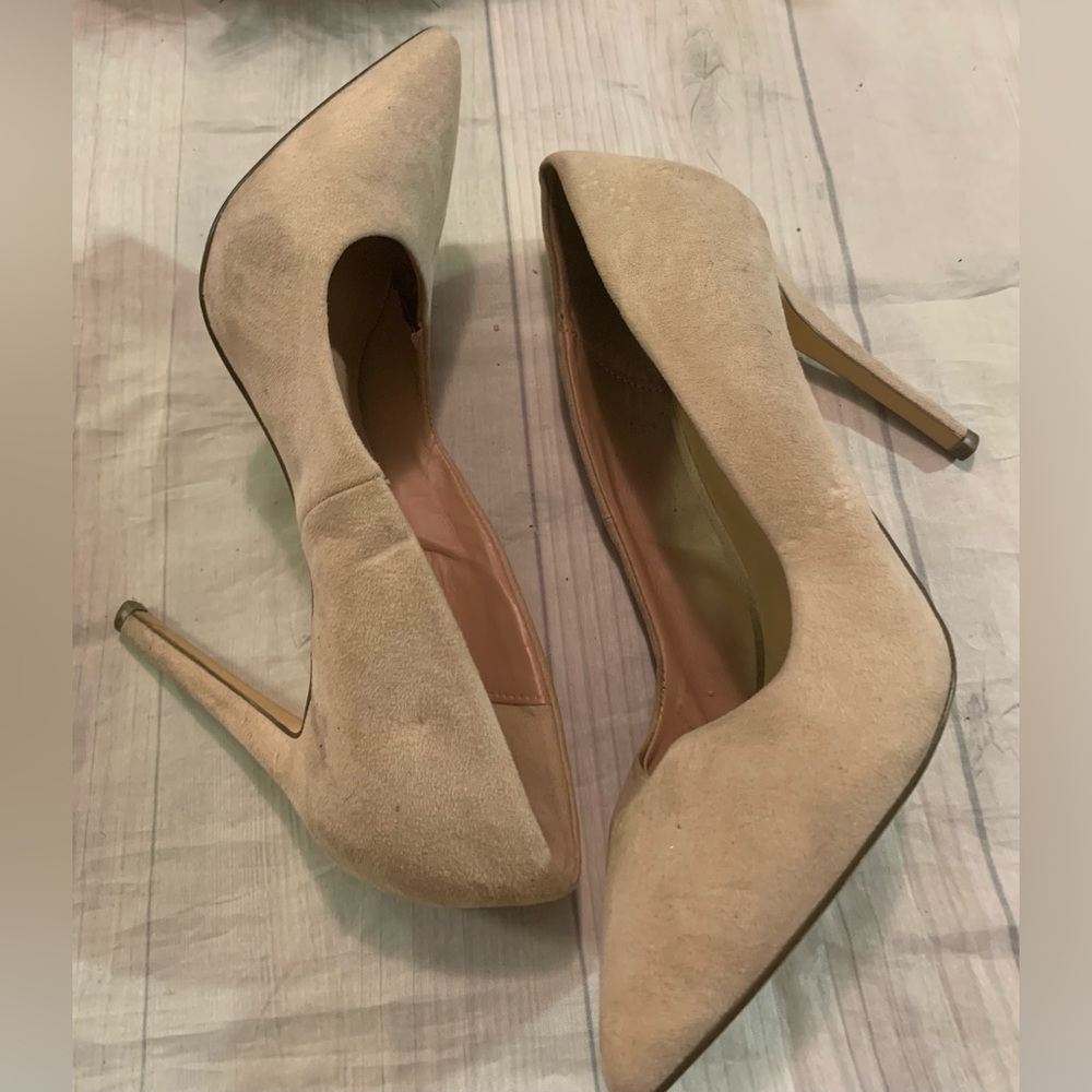 Call it spring heels - Picture 2 of 6